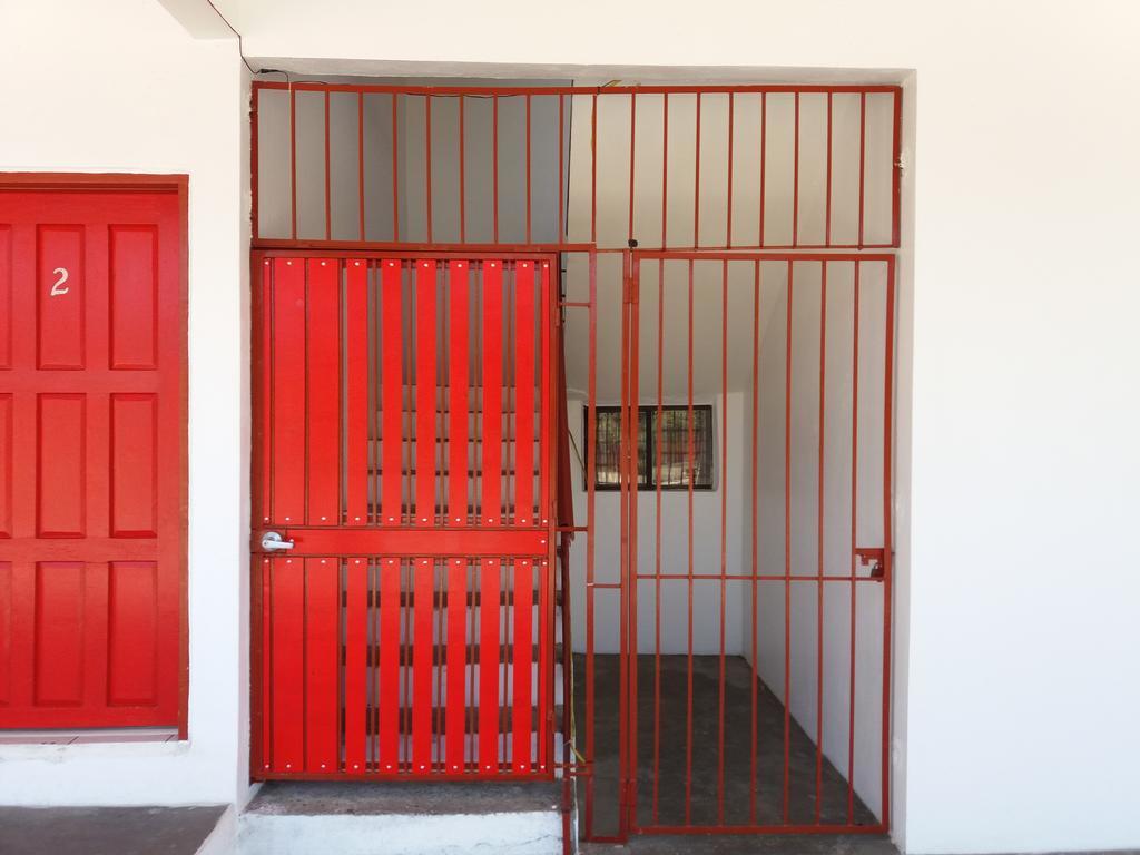Adanesne Apartments Ensenada Exterior photo