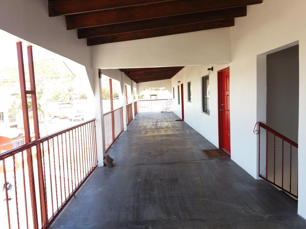 Adanesne Apartments Ensenada Exterior photo